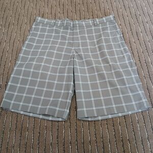 Nike Golf Flat Front Plaid Golf Shorts Men's Size 36